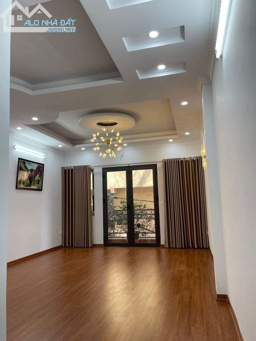 Cần Bán Gấp Nhà Riêng 47m Phố Kim Đồng,Kinh Doanh,Ngõ Ô Tô Tránh - 3