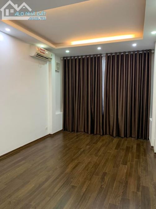 Bán nhà phân lô cán bộ Giảng viên ĐH bách Khoa, Dt 33m2 x5 tầng, Mt 4m, Giá 4,5 tỷ - 3