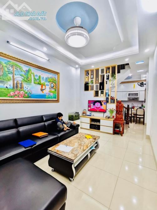 Bán nhà mặt ngõ phố Hoa Lư thông sang Vân Hồ 3, Dt 48m2 x5 tầng, Mt 4m, Giá 8,9 tỷ - 1
