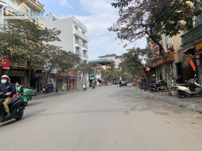 Siêu hot 331m đất kinh doanh mặt phố Việt Hưng, Long Biên