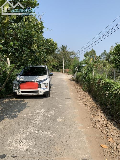 NỀN BIỆT THỰ Ở NGHỈ DƯỠNG LÀM VƯỜN TRƯỚC CÓ SÔNG MÁT MẼ LỘ Ô TÔ TỚI NỀN