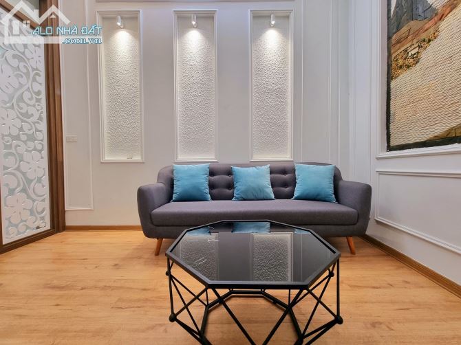 Bán nhà Xuân Đỉnh, Từ Liêm, Diện tích 35m*4T, mt4, hơn 5 tỷ, ở ngay, ngõ thông, gần phố