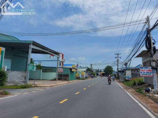 bán đất 26x70m (dt 1.800m2) đường bê tông, xã Đức Hòa Thượng, Đức Hòa, Long An giá 6.25 tỷ - 5