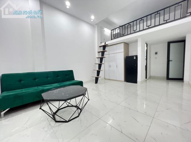 Bán nhà kinh doanh dòng tiền Xuân Thủy .160 m2 giá  20 tỷ