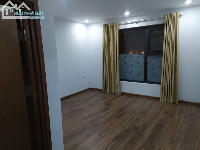 (Nổi bật) cho thuê căn hộ 3 phòng ngủ dự án Việt Đức Complex - 1