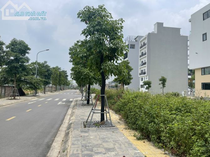Bán đất kinh doanh đấu giá Vườn Đào khu đô thị mới Bắc Sông Thiếp Đông Anh - 1
