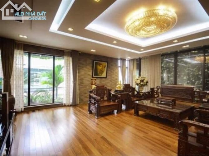 Biệt thự quận Ba Đình: 170m2, 5 tầng, mt: 9m, 45 tỷ, Láng Hạ, Ba Đình, Hà Nội. - 2