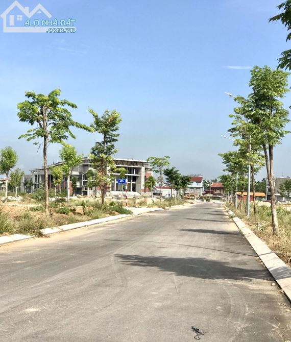 CẦN SANG LẠI LÔ ĐẤT ĐỐI DIỆN CÔNG VIÊN , QUẢNG TRƯỜNG MỚI TRUNG TÂM THỊ XÃ AN NHƠN ! - 3