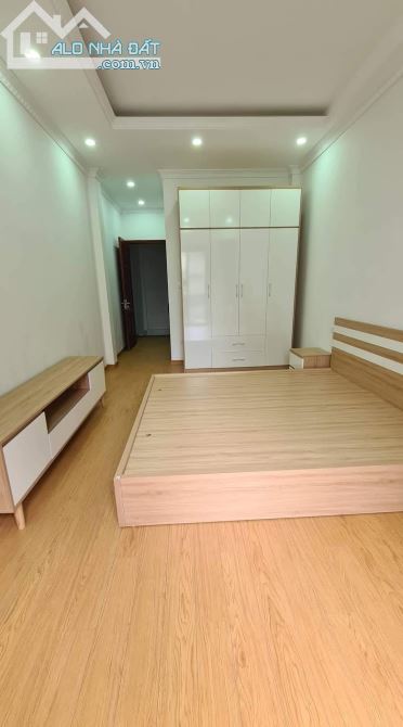 Ngõ Ngọc Lâm 42m 5  4.35 tỷ Long Biên/chủ tự xây đẹp hoàn hảo - 1