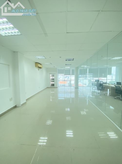 Cho thuê Văn Phòng Quận 2 - Khu Trần Não, 40m2 - 100m2 giá Bao PQL, VAT, Free nước, xe máy