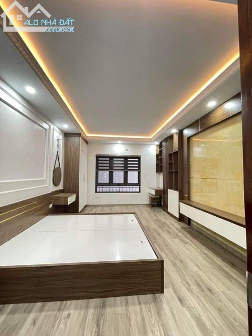BÁN GẤP NHÀ LƯƠNG KHÁNH THIỆN, HOÀNG MAI - 36M2, MT3.5M, 5T, Ô TÔ GẦN NHÀ, 5.5 TỶ - 1