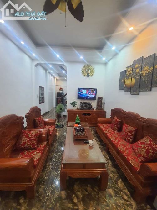 bán siêu phẩm Ô TÔ ĐỖ CỬA  nguyễn ngọc nại  thanh xuân 57m2 X 5Tầng giá 9,5 tỷ . - 1