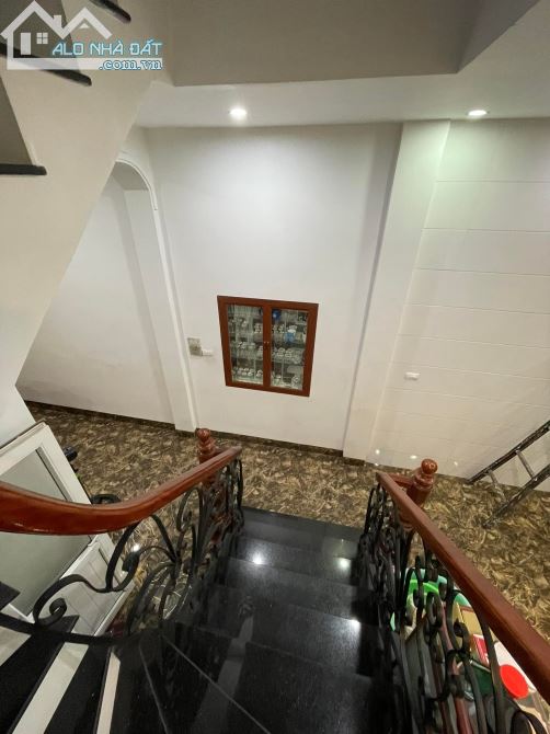 bán siêu phẩm Ô TÔ ĐỖ CỬA  nguyễn ngọc nại  thanh xuân 57m2 X 5Tầng giá 9,5 tỷ . - 3