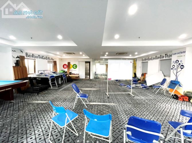 Bán nhà Bà Triệu Hoàn Kiếm phố lớn vỉ hè rộng kinh doanh 105 tỷ