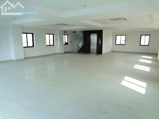 Bán nhà Bà Triệu Hoàn Kiếm phố lớn vỉ hè rộng kinh doanh 105 tỷ - 2