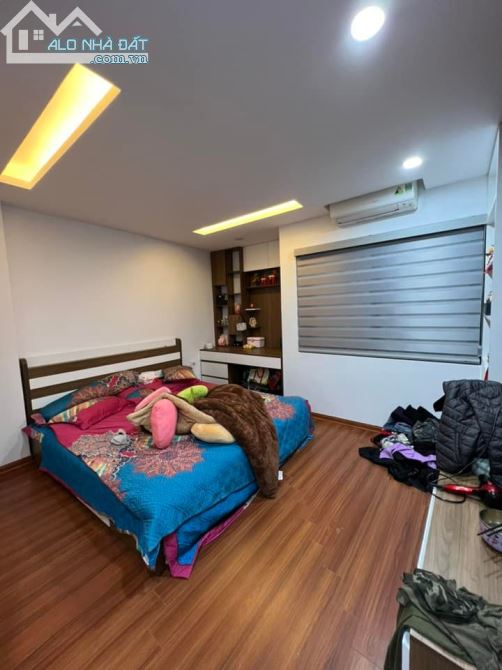 Nhà mặt ngõ Phan Chu Trinh Hoàn Kiếm – Ngõ ôtô 10m ra phố - 5 tầng – 65m2 – 15.5 tỷ.