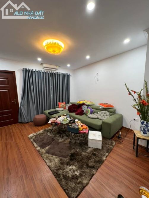 Nhà mặt phố Trần Hưng Đạo – Gara ôtô – Tặng nội thất – Lô góc 3 thoáng – 6 tầng – 22 tỷ. - 1