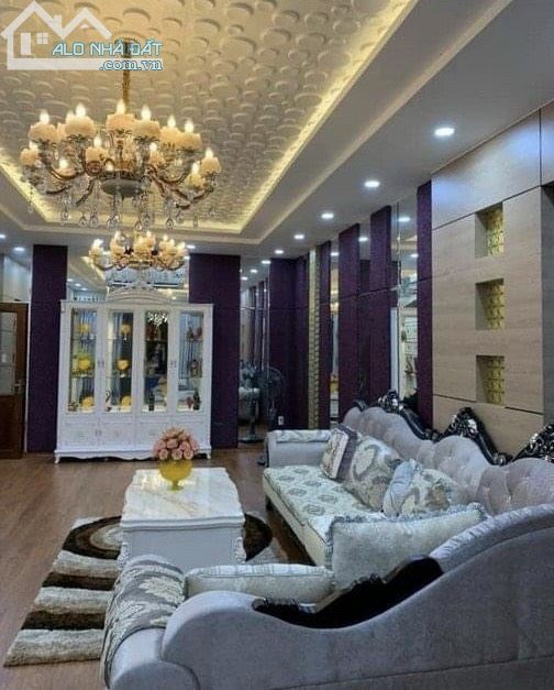 BÁN BIỆT THỰ ĐẸP MẶT TIỀN NGÔ THẾ VINH - GIÁ NHÀ CẤP 4 - 1