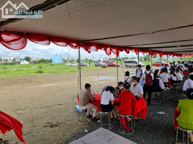 Khu dân cư Tân Mỹ nằm mặt tiền Quốc lộ 50 cần đước Long An liên hệ 0909-41-6768