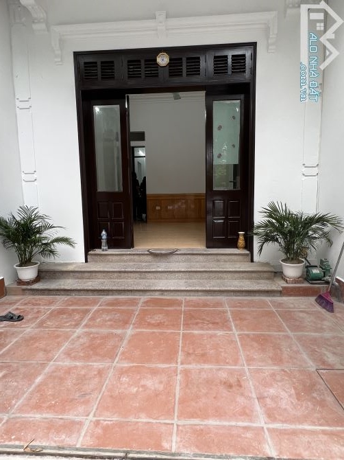 Cho thuê nhà đồng me 65m2 4 tầng 4 phòng ngủ 17tr