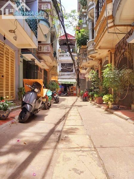Bán nhà mặt Ngõ 8A Vũ Thạnh, diện tích 45m2 x5 tầng, mặt tiền 4m, Giá 6,9 tỷ