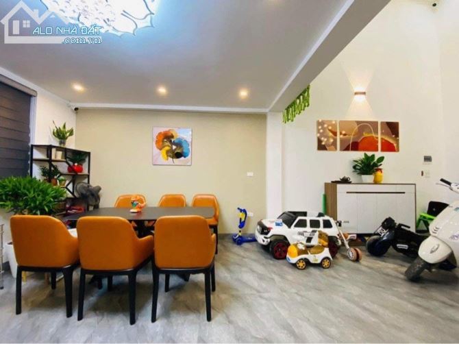 Bán nhà cách Hv Ngân Hàng 50m, diện tích 40m2 x5 tầng, mặt tiền 4m, Giá 6,2 tỷ - 1