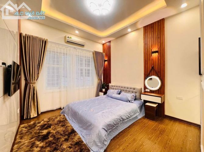 Bán nhà mặt Ngõ 8 phố Vũ Thạnh, thông sang Giảng Võ, Dt 38m2 x5 tầng, Giá 6,8 tỷ - 2