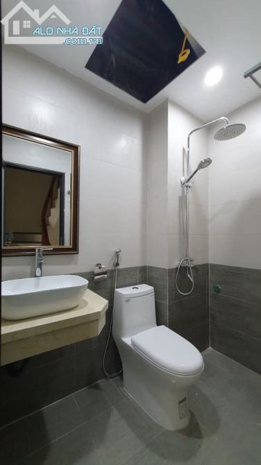 Bán nhà phố Vũ Thạnh Kia Moning đỗ cửa, Dt 39m2 x5 tầng, Mt 4m, Giá 6,7 tỷ - 3