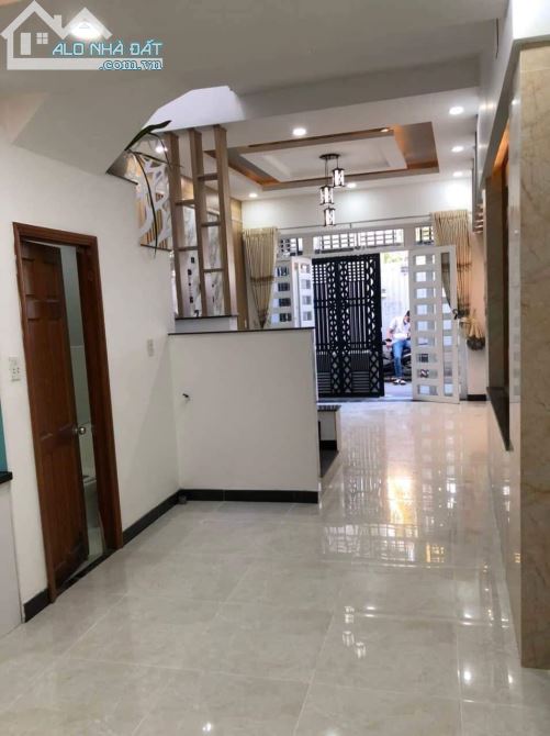 RẺ NHẤT GÒ VẤP NHÀ HẺM 640 PHAN VĂN TRỊ 42M2-3.6TỶ - 2