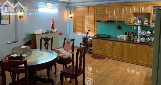 Nguyễn Phúc Lai 120m 5 tầng mt 12m, chủ tự xây, lô góc 2 thoáng, garage, nội thất gỗ xịn. - 3