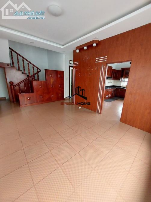 Cho thuê villa 10x20m hầm 3 lầu 5P rộng An Phú - 3