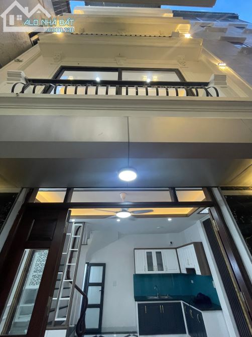 Bán nhà Phương Canh Nam Từ Liêm DT30m * 5 Tầng ( thương lượng)