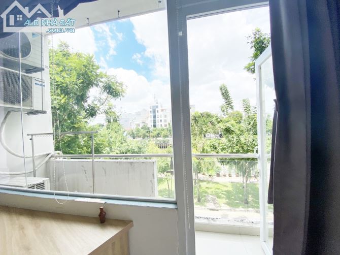 Cho thuê căn hộ có ban công riêng ở Phan Huy ích Tân Bình - 1