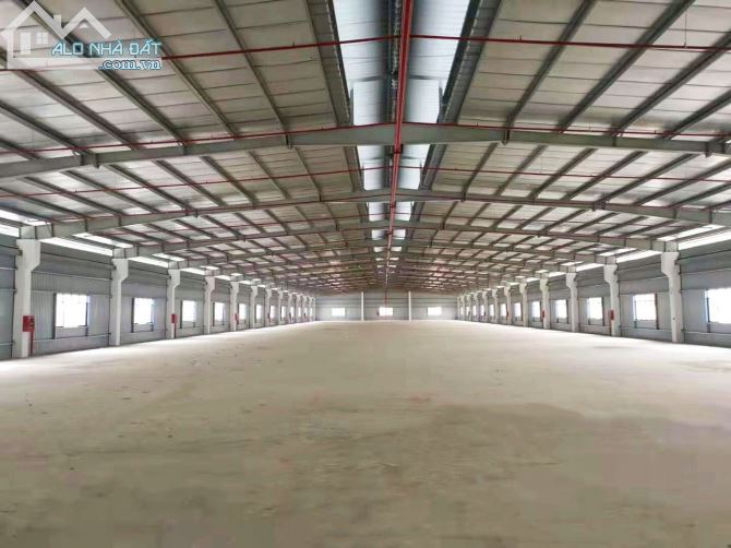 Cần Bán nhà xưởng 8000m2 khuôn viên 6300m2 thuộc KCN huyện Đức Hòa, tỉnh Long An - 1
