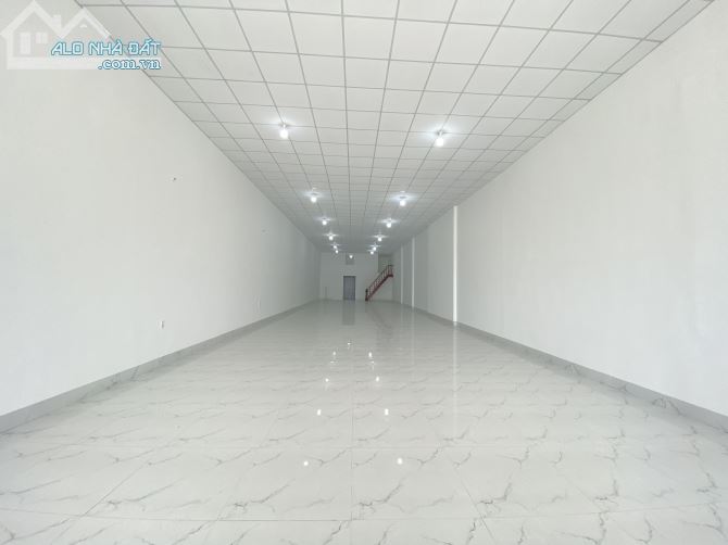 BÁN MẶT TIỀN NGÃ 4 VINCOM PHẠM VĂN THUẬN 10x45 - 1