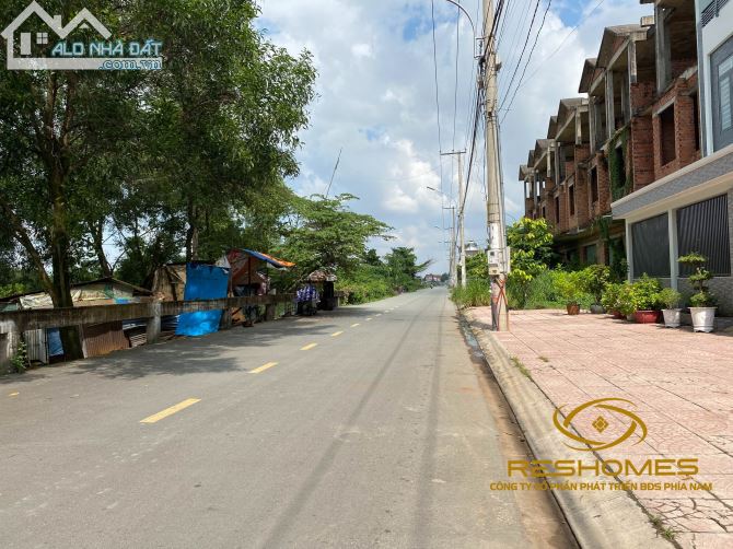 Bán căn nhà thô 1t2l kdc Phúc Hiếu, Hiệp Hoà. 90m2  Giá 8 tỷ