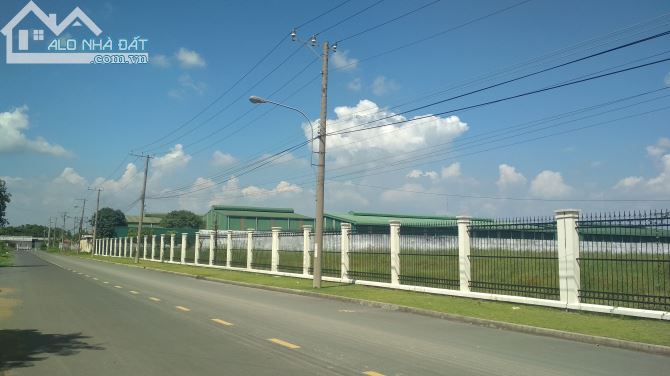 BÁN LÔ ĐẤT XƯỞNG GẦN 1.2 HA THUỘC KCN TÂN PHÚ TRUNG, CỦ CHI, LÔ ĐẤT HIẾM ĐẸP
