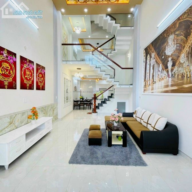 Bán nhà phố cao cấp 4,4m x14m.xây 3 Lầu.sân thượng Đường Thống Nhất.P16.Gò Vấp - 1
