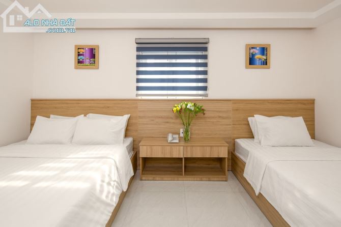 Bán Khách Sạn mới Đẹp 6 Tầng, 13 Phòng, Đường 6m Nguyễn Văn Thoại, Cách Biển 300m - 2