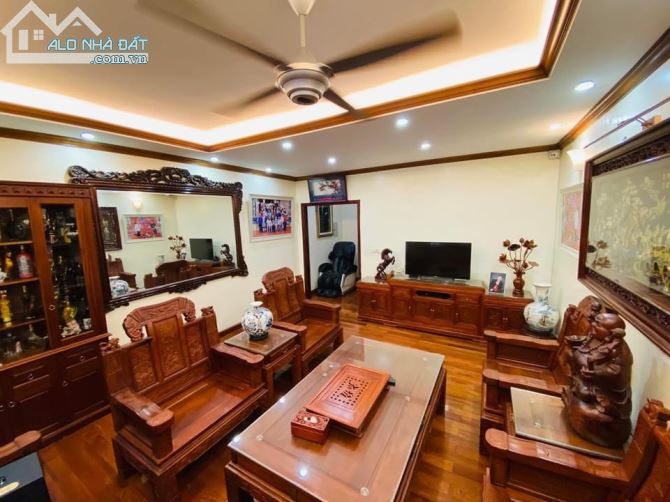 Bán nhà Nguyễn Thị Định - Cầu Giấy, 63m2 x 5 tầng, kinh doanh sầm uất, vỉa hè, ô tô tránh - 1