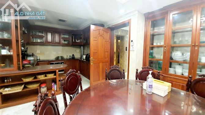 Gấp bán nhà 4 tầng Nguyễn Đình Chiểu, Quận 1, ngang 6m, chỉ 29 tỷ. - 3
