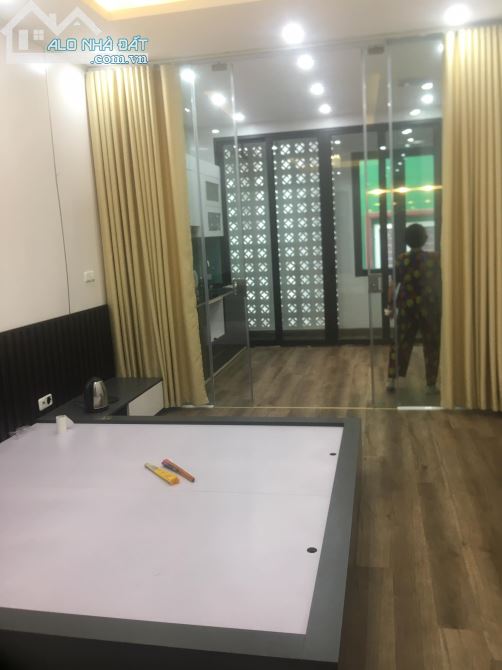 Bán nhà 5 tầng, phố Linh Lang, ô tô vào nhà, kinh doanh, giá 16.5 tỷ. - 1
