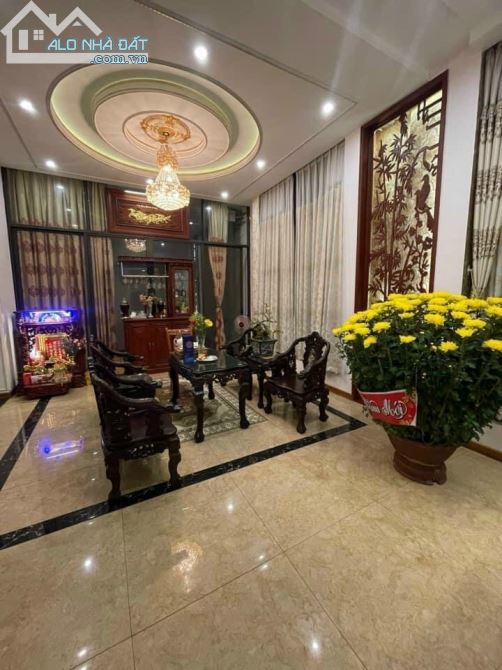 Cho thuê nhà biệt thự ngay mặt tiền Lê Đức Thọ - 1