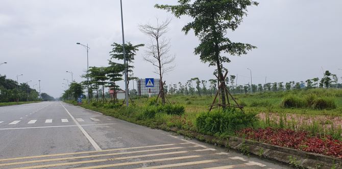 Cty cần bán 2,1 ha đất sxkd hai mặt đường, chỉ 2,5 tr/m2 - 3
