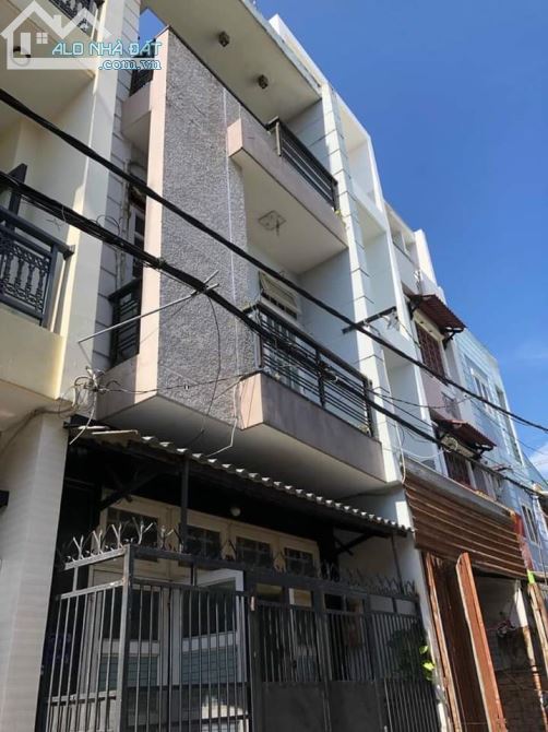 Cần bán gấp nhà,Lã Xuân Oai Q9 , hẻm ô tô 6m,3 tầng lầu 70m2.giá5tỷ100.