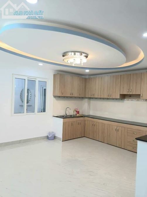 Cần bán gấp nhà,Lã Xuân Oai Q9 , hẻm ô tô 6m,3 tầng lầu 70m2.giá5tỷ100. - 2