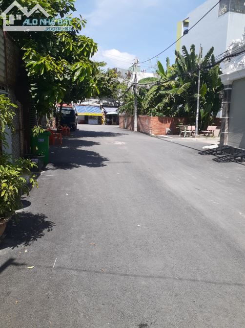 Bán 250m2 đất thổ cư Vườn Lài An Phú Đông 8,1 ty