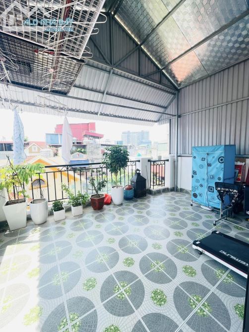 Bán nhà 5 tầng quận Cầu Giấy, lô góc, kinh doanh, giá 9.4 tỷ. - 4
