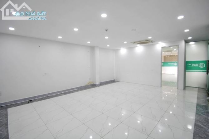 cho thuê Mặt Bằng 90m2 đường Núi Thành Tân Bình - 2