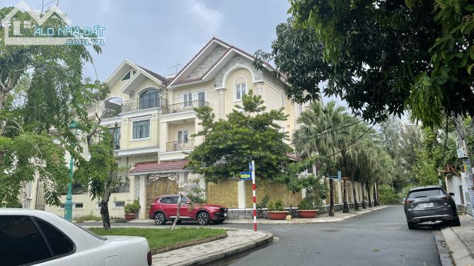 Bán Biệt Thự 400m2 VIEW sông, Tân Quy Đông, Quận 7 giá 66 tỷ